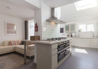 14-Burley-Close-1-400x284